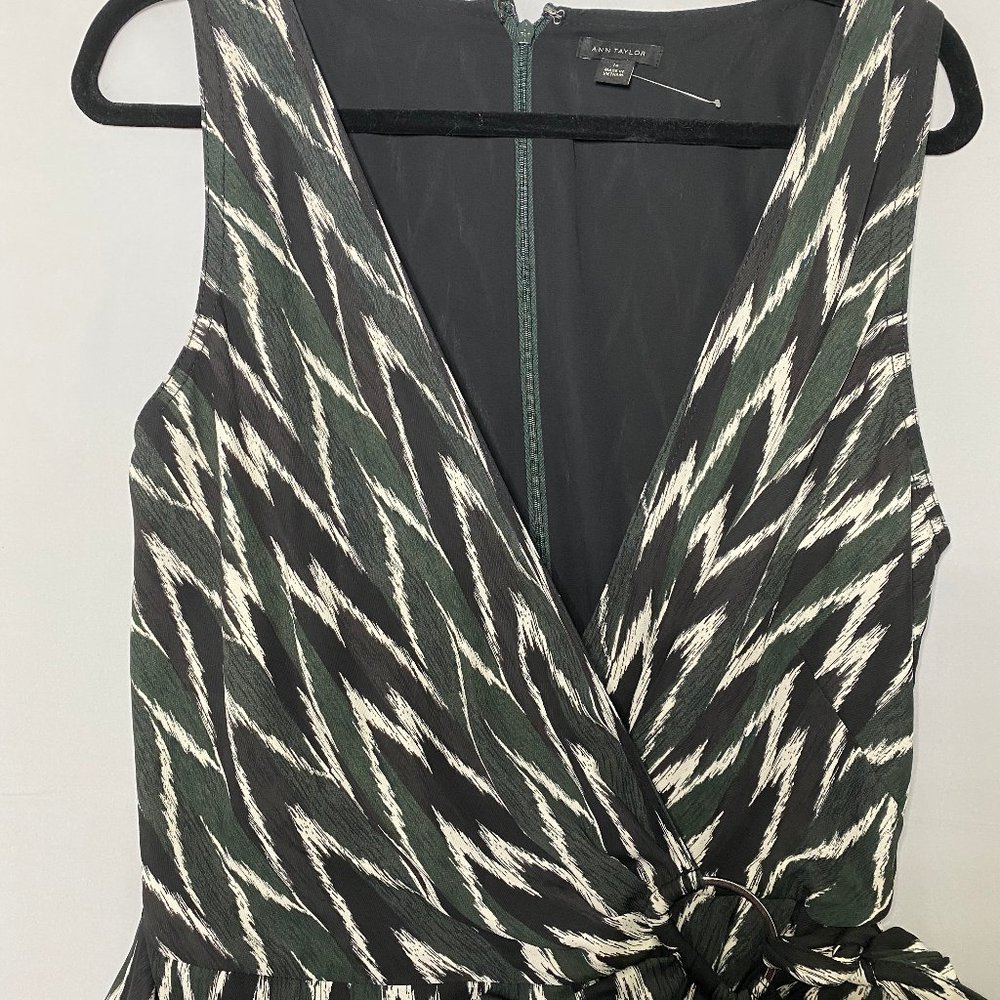 Ann Taylor Black, White, Green wrap dress size 14
